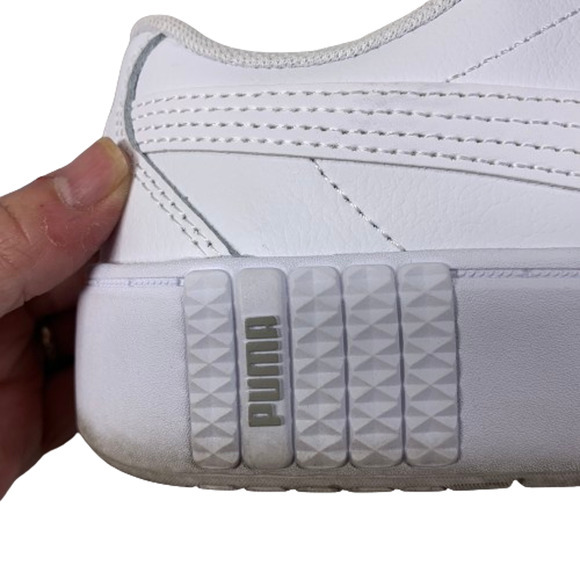 PUMA White Smash Platform v2 Classic Sneakers - Picture 5 of 14